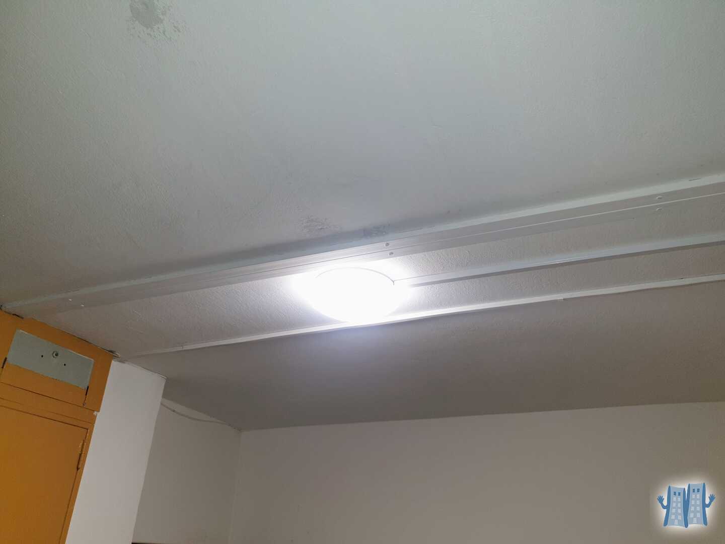 LED svietidlo s HF senzorom LEDVANCE 13W