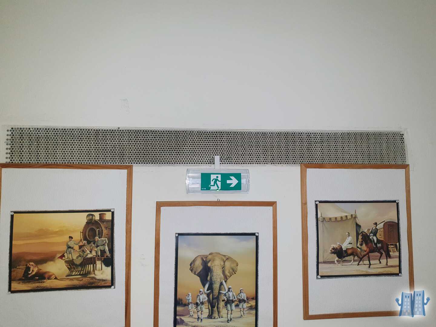 núdzové osvetlenie na medziposchodí